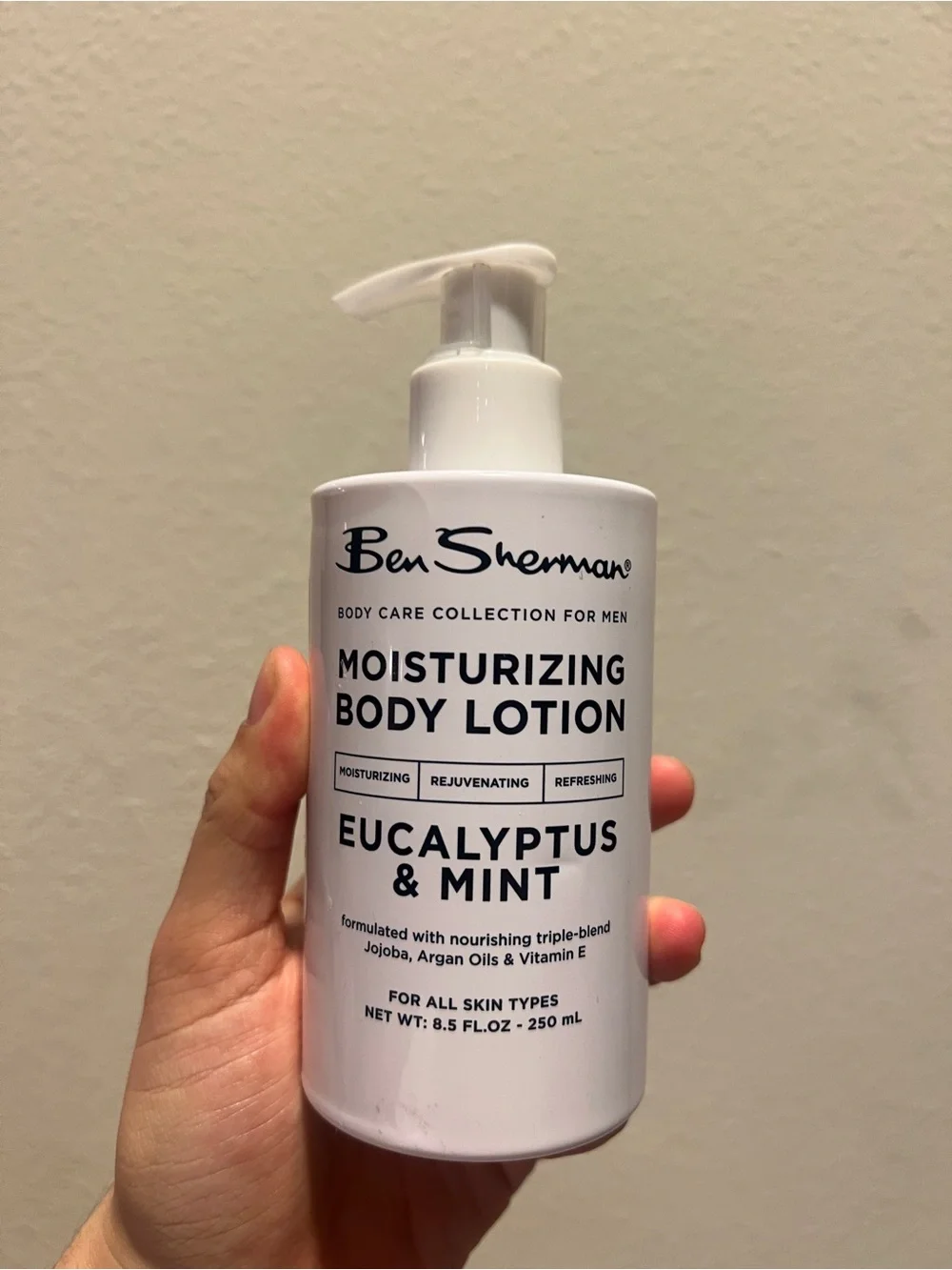 Ben Sherman MOISTURIZING BODY LOTION EUCALYPTUS & MINT 8.5 floz / 250 ml